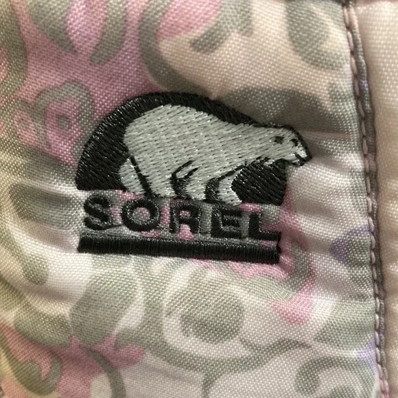 Sorel waterproof Cub boots size 7 - Picture 5 of 11